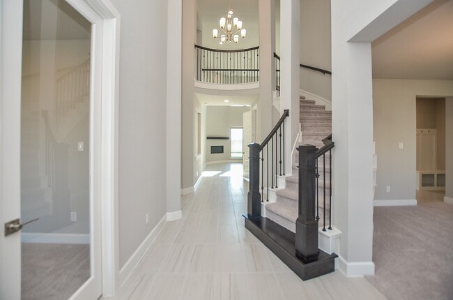 Building Photo - 7610 Blue Finch Ln