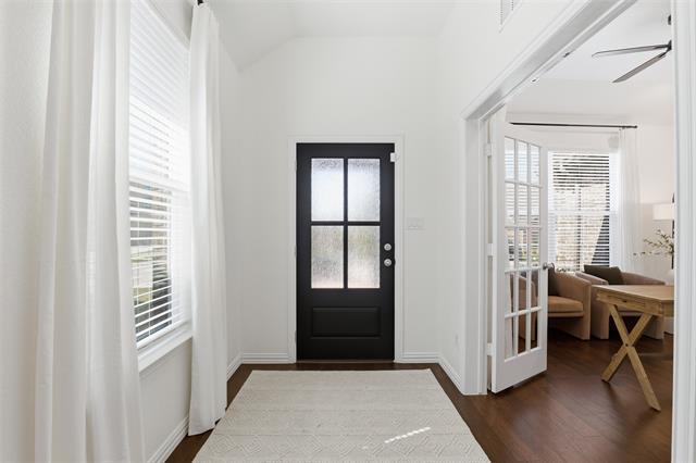 Building Photo - 15137 Devonne Dr