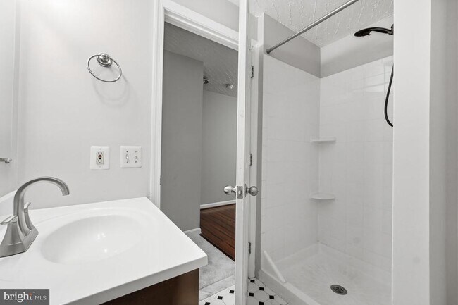 Building Photo - 12109 Wedgeway Ct