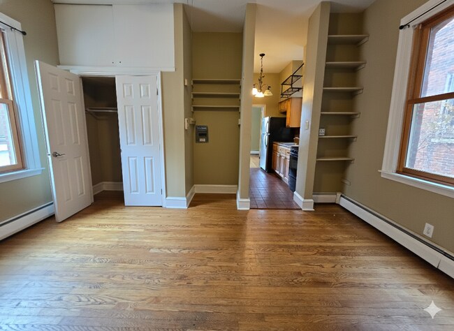 Building Photo - 313 N 34th St