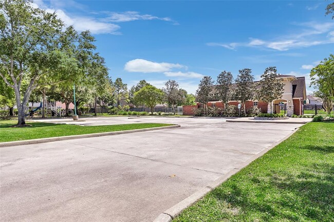 Building Photo - 2324 Vineyard Terrace Ln