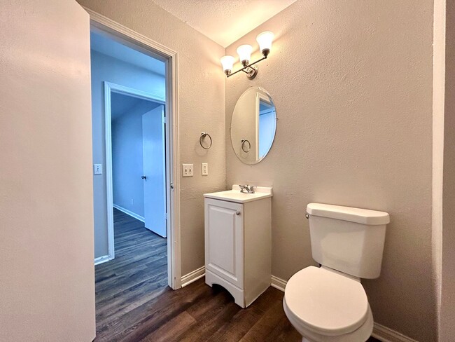 Building Photo - Three Bedroom Home in Northwest Grand Rapids