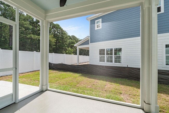 Building Photo - 113 ARBOR RIDGE CIR