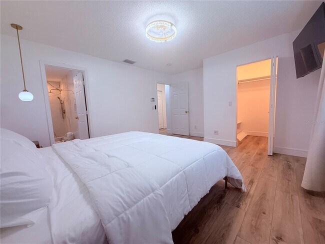 Building Photo - 4309 Winding River Way