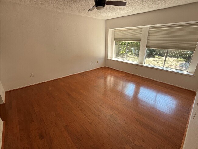 Building Photo - 2018 Woodstream Blvd