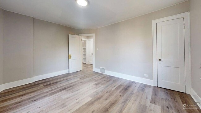 Building Photo - 294 Madison Ave