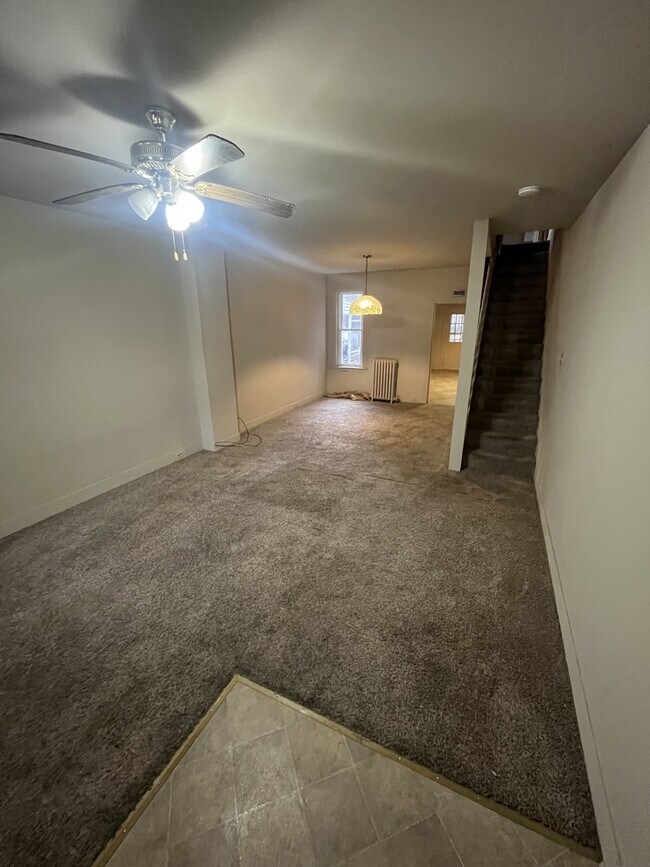 Building Photo - 446 Nevin St