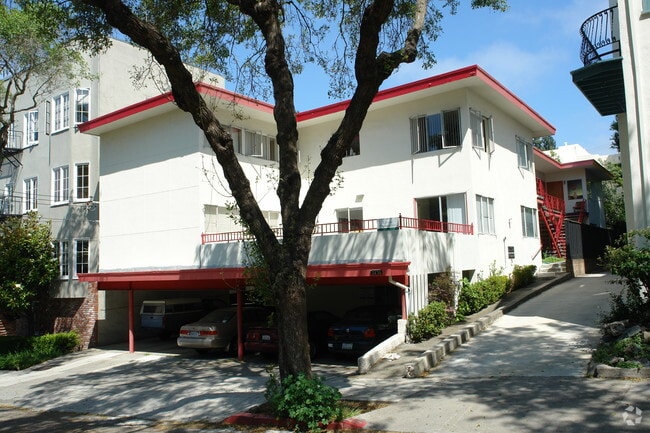 Primary Photo - 2435 Hilgard Ave