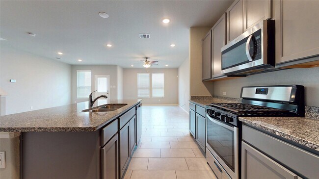 Building Photo - 24702 Crimson Pine Dr