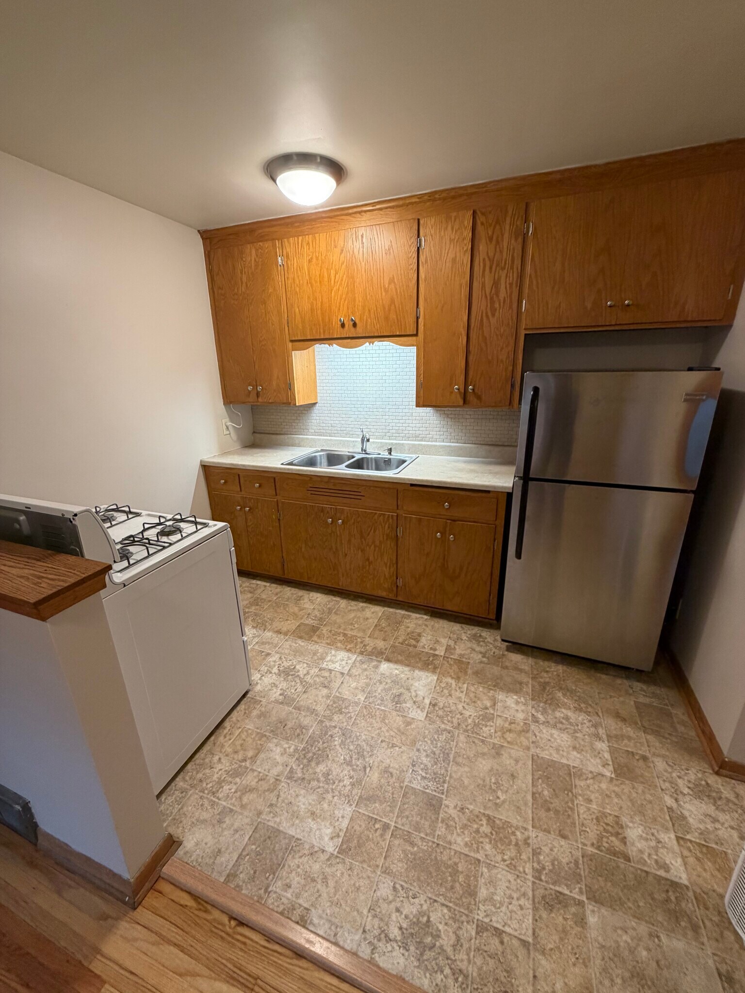 Building Photo - 3016 W 44th St