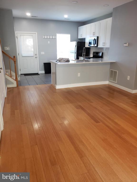 Building Photo - 7247 Parson's Ct
