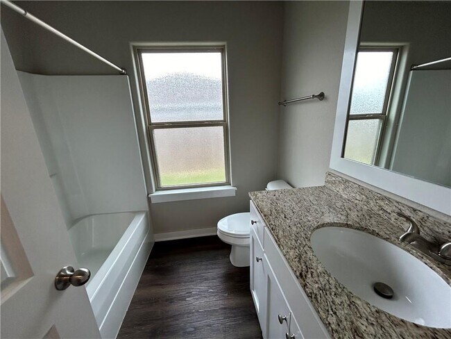 Building Photo - 419 N Mojave St