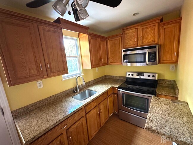 Building Photo - 151 N Broadway