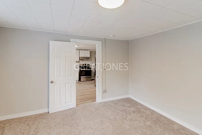 Building Photo - 225 Virginia Dr