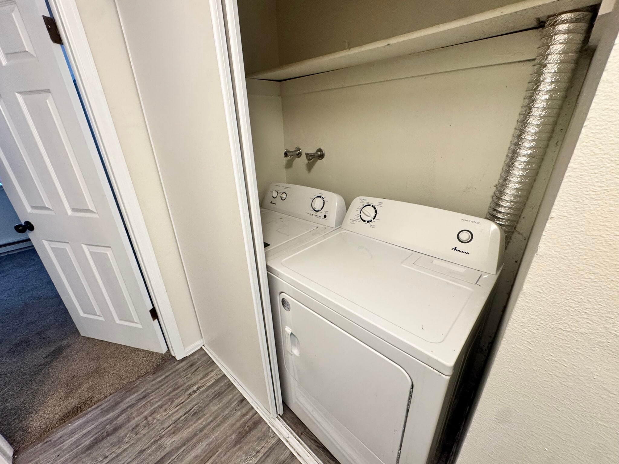 Building Photo - 2134 E Cataldo Ave