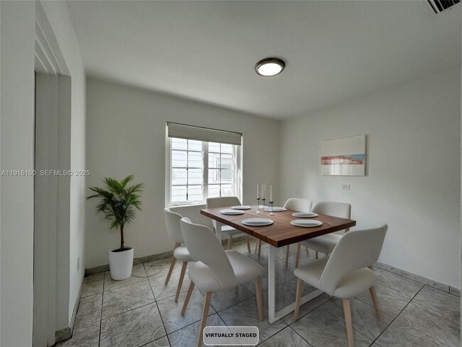 Building Photo - 40 NW 39th St