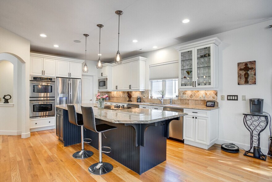Building Photo - 24950 E Roxbury Pl