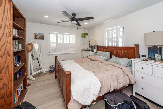 Building Photo - 4 Bedroom, 3 Bathroom Home in Magnolia Ranch - West Ashley