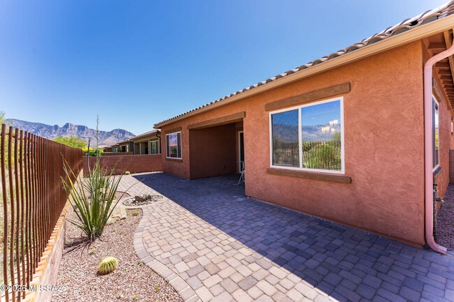 Building Photo - 13036 N Spinystar Dr
