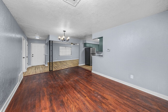 Building Photo - 412 NW 69th St