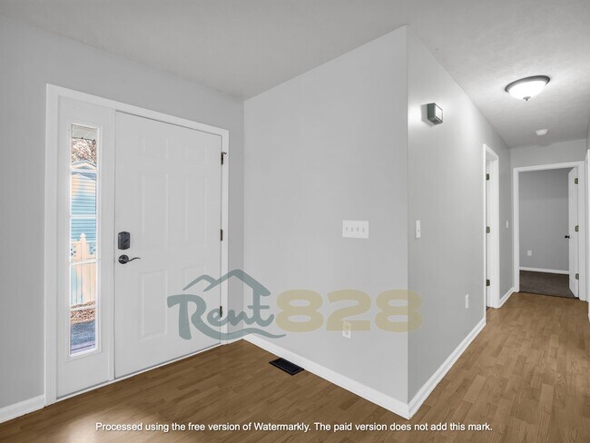 Building Photo - 15 Dawson Pl