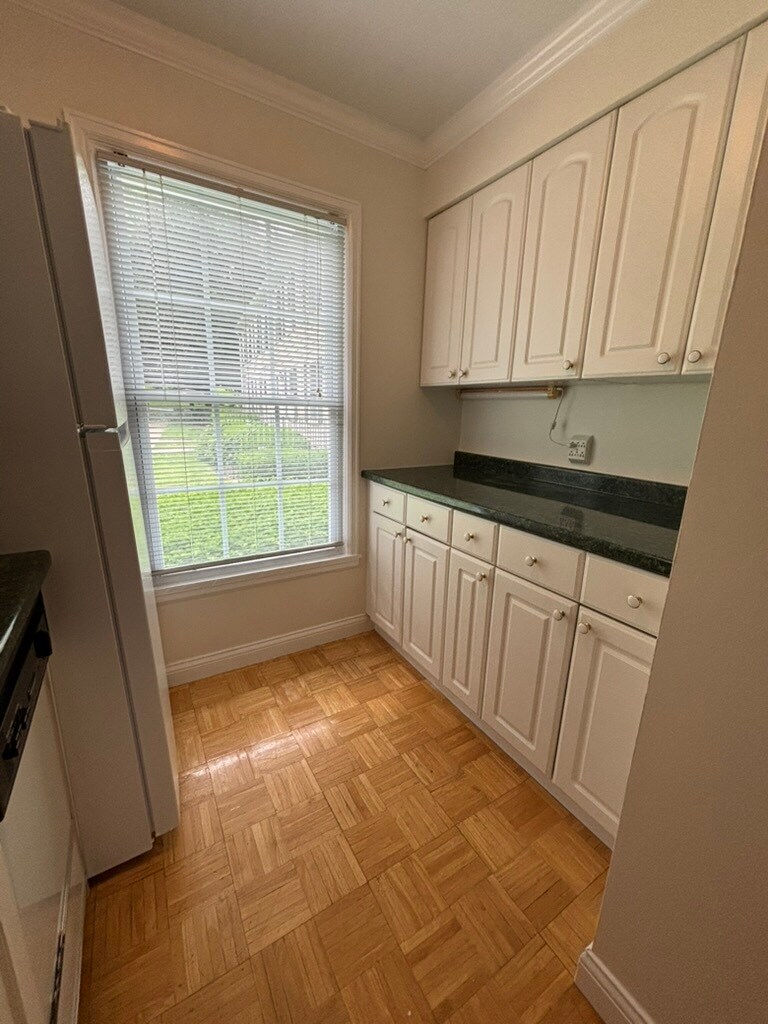 Kitchen - 43 State St