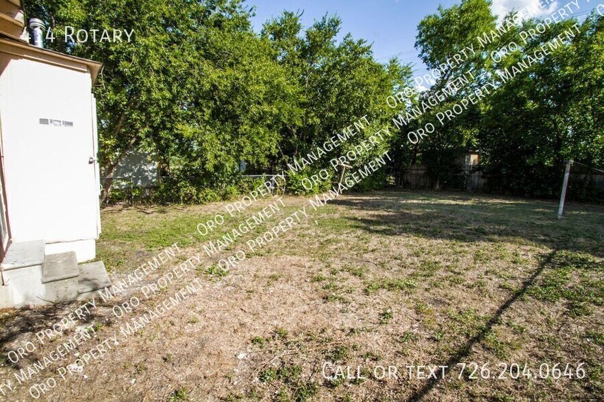 Building Photo - 414 Rotary-