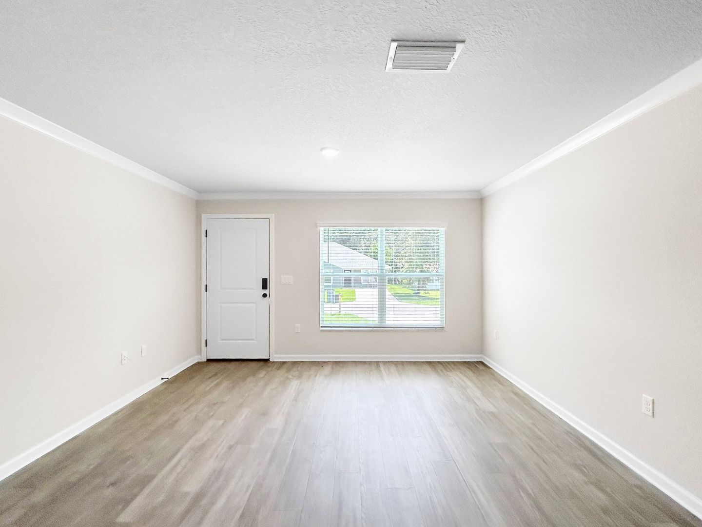 Building Photo - 9368 N Peachtree Way