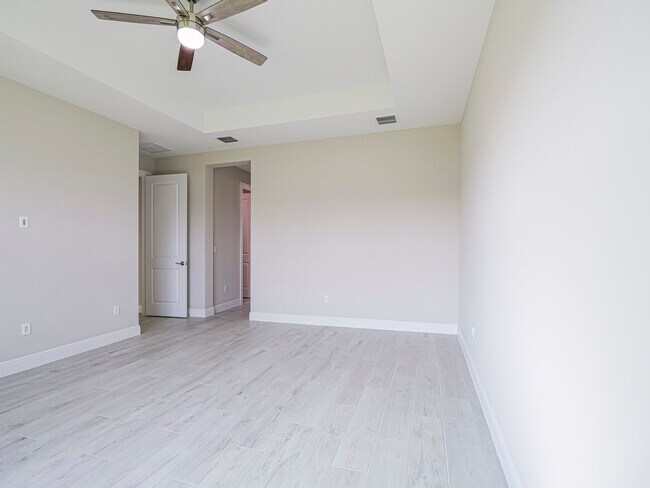 Building Photo - 6423 High Pointe Cir