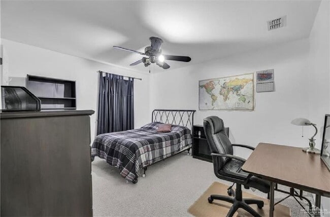 Building Photo - 24 Los Indios Pkwy