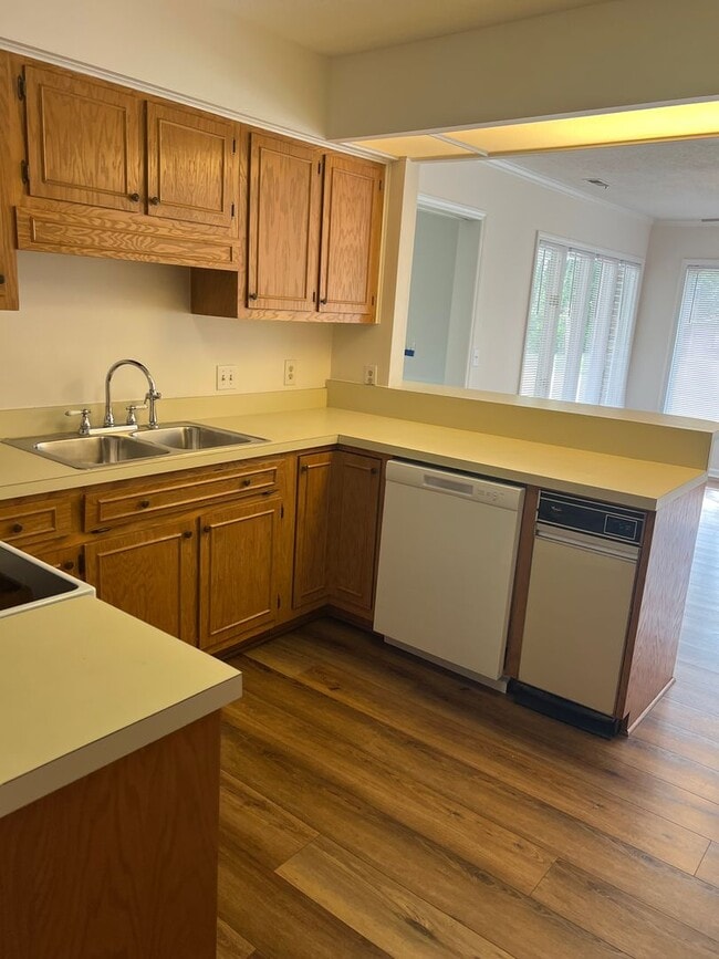 Building Photo - Awesome Home for Rent in Conway! Golf Course Views from back patio... HUGE Yard. Central location...
