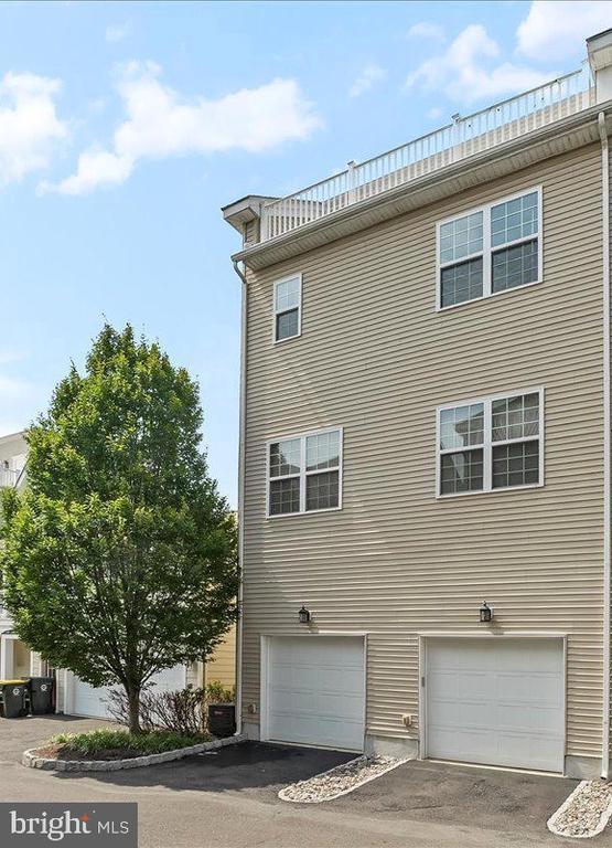 Building Photo - 121B Hagen Dr
