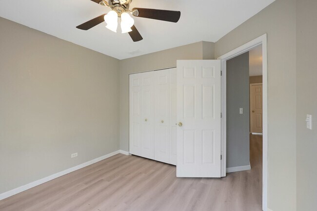 Building Photo - 64 Village Station Ln