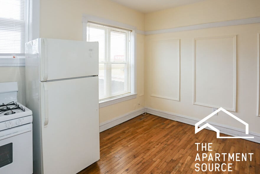 Building Photo - 3525 N Broadway St