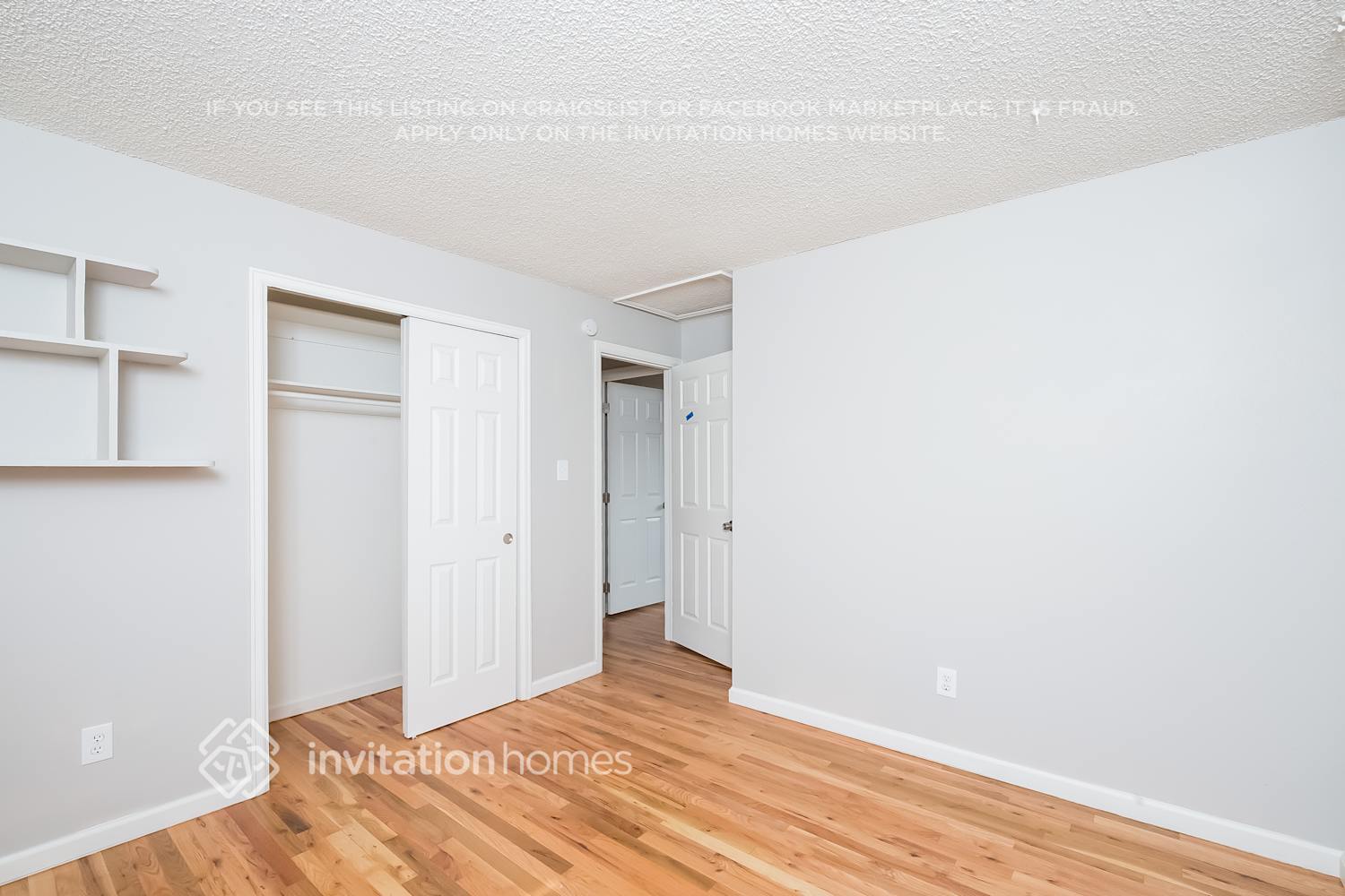 Building Photo - 3760 W 95th Pl