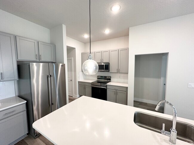 Building Photo - 6 Slate Wood Ct