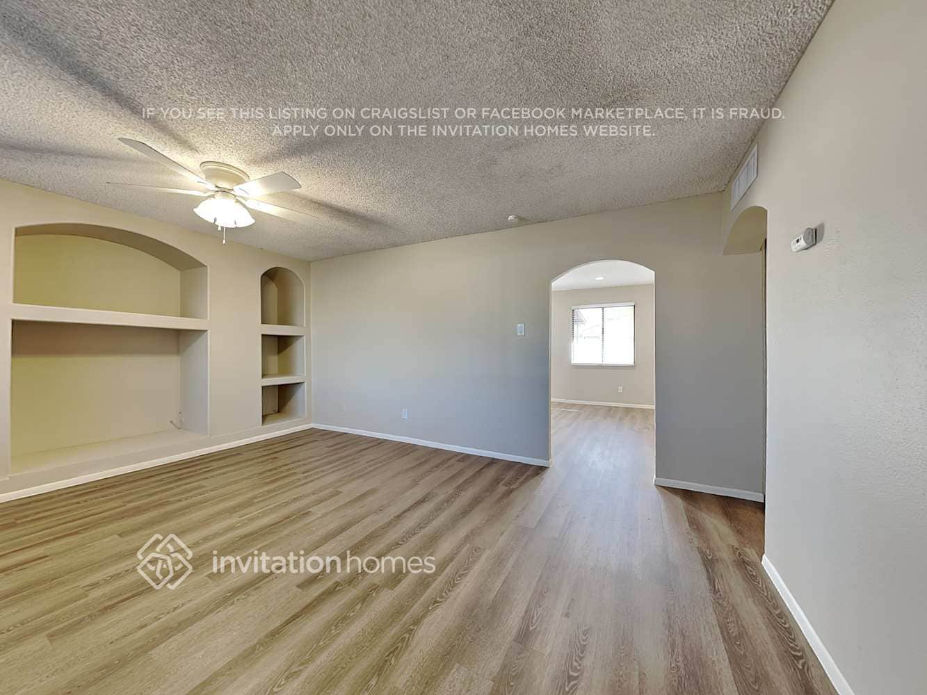 Building Photo - 4603 W Luke Ave