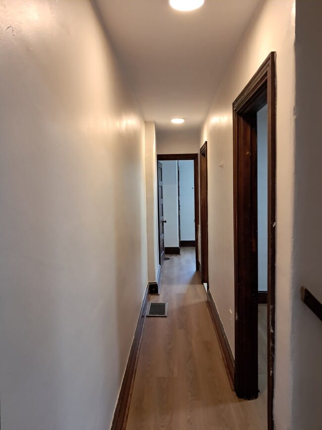 Building Photo - 941 Sargent Ave