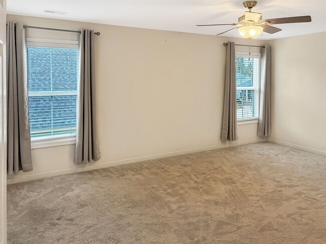 Building Photo - Stunning 4-bedroom in Midlothian, VA