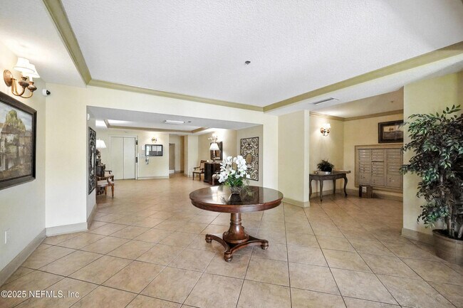 Building Photo - 4300 S Beach Pkwy