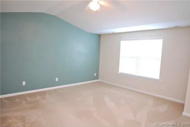 Building Photo - 5699 Stafford Rd