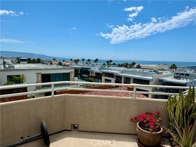 Building Photo - 1342 Manhattan Ave