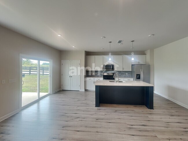 Building Photo - 4317 Fieldcrest Dr