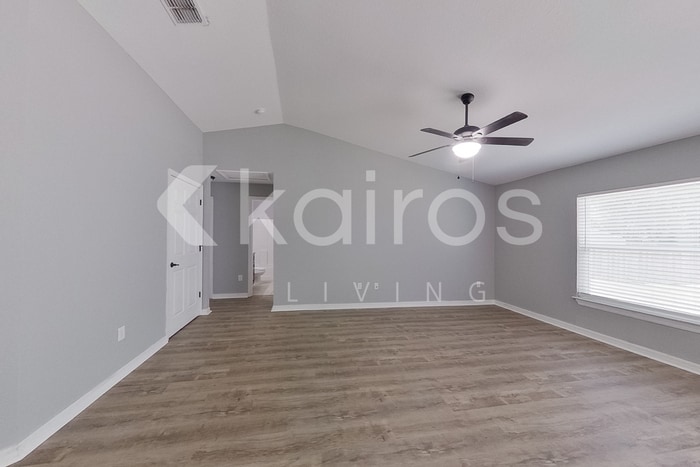 Building Photo - 1 Malauka Radial Cir