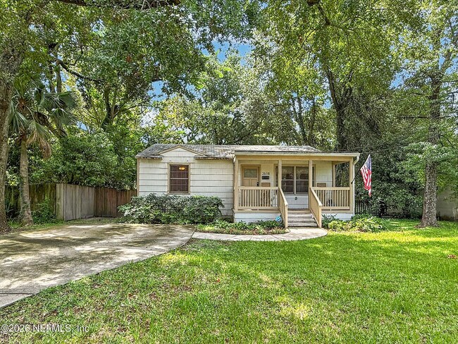 Building Photo - 2618 Ernest St