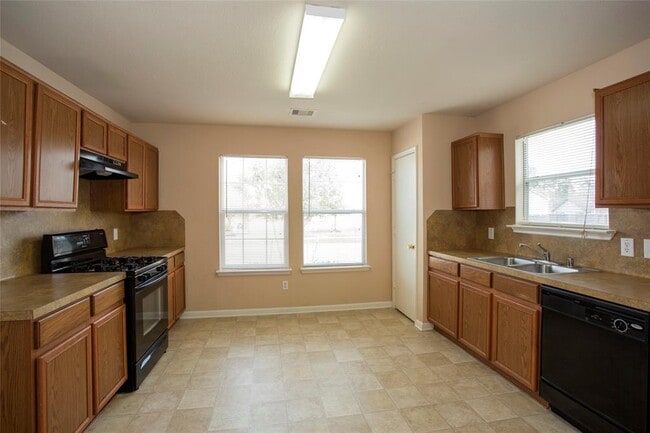 Building Photo - 8054 Arrington Forest Ln