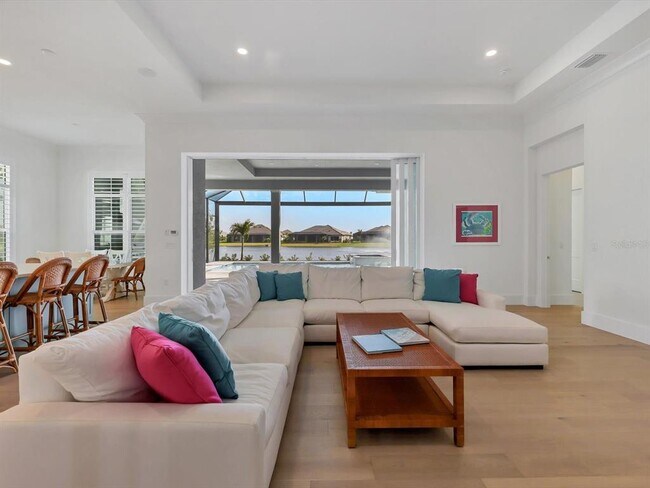 Building Photo - 8331 Sea Glass Ct