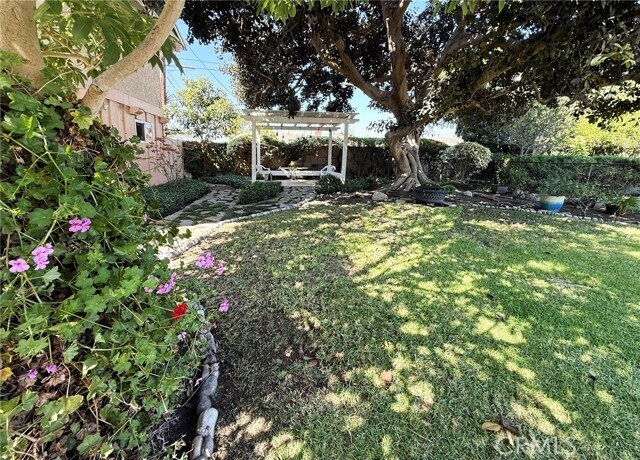 Building Photo - 18301 Patterson Ln