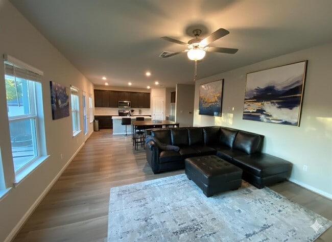 Primary Photo - 11700 Lily Branch Ln