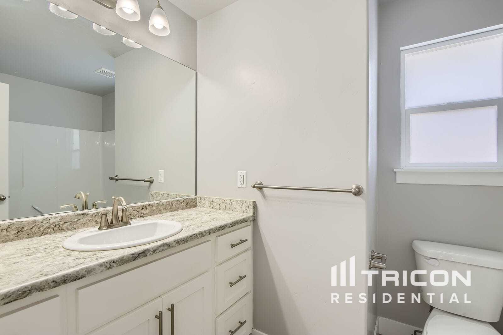 Building Photo - 4461 Breezy Meadow Dr